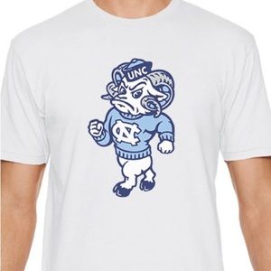 North Carolina tarheels vintage logo shirt